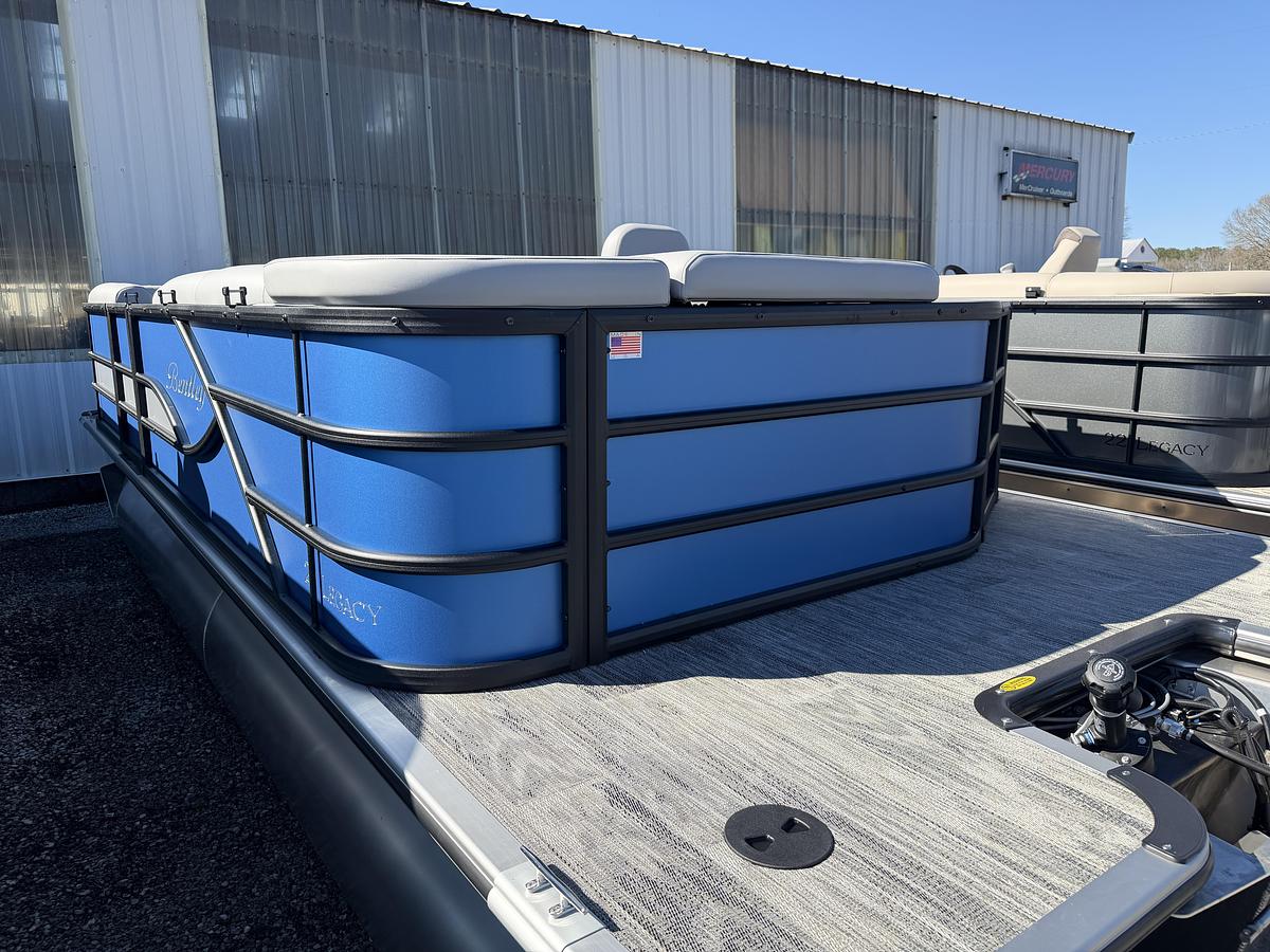 2026 Bentley Pontoons Legacy 200 Cruise