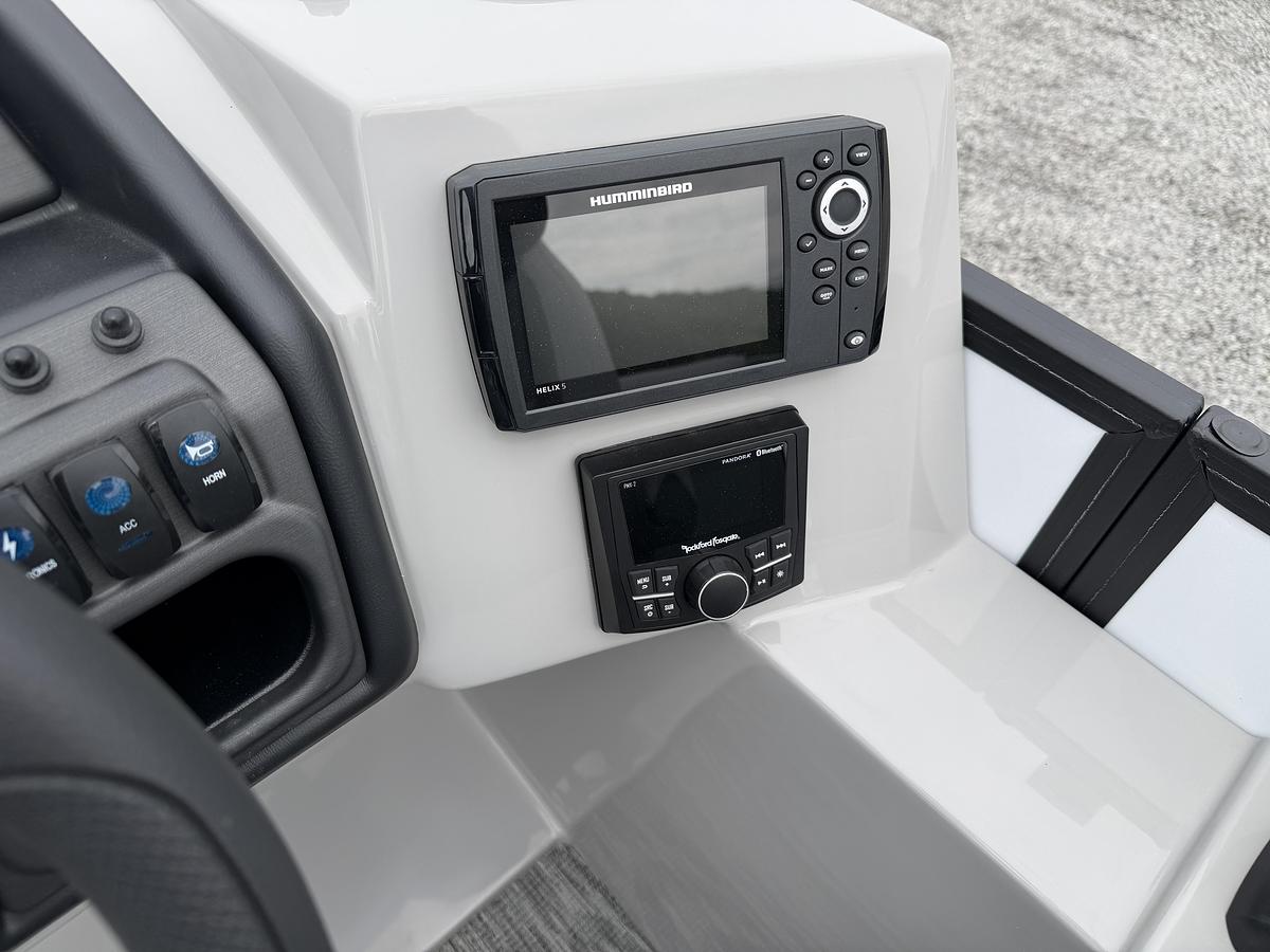 2026 Bentley Pontoons Legacy 223 Navigator