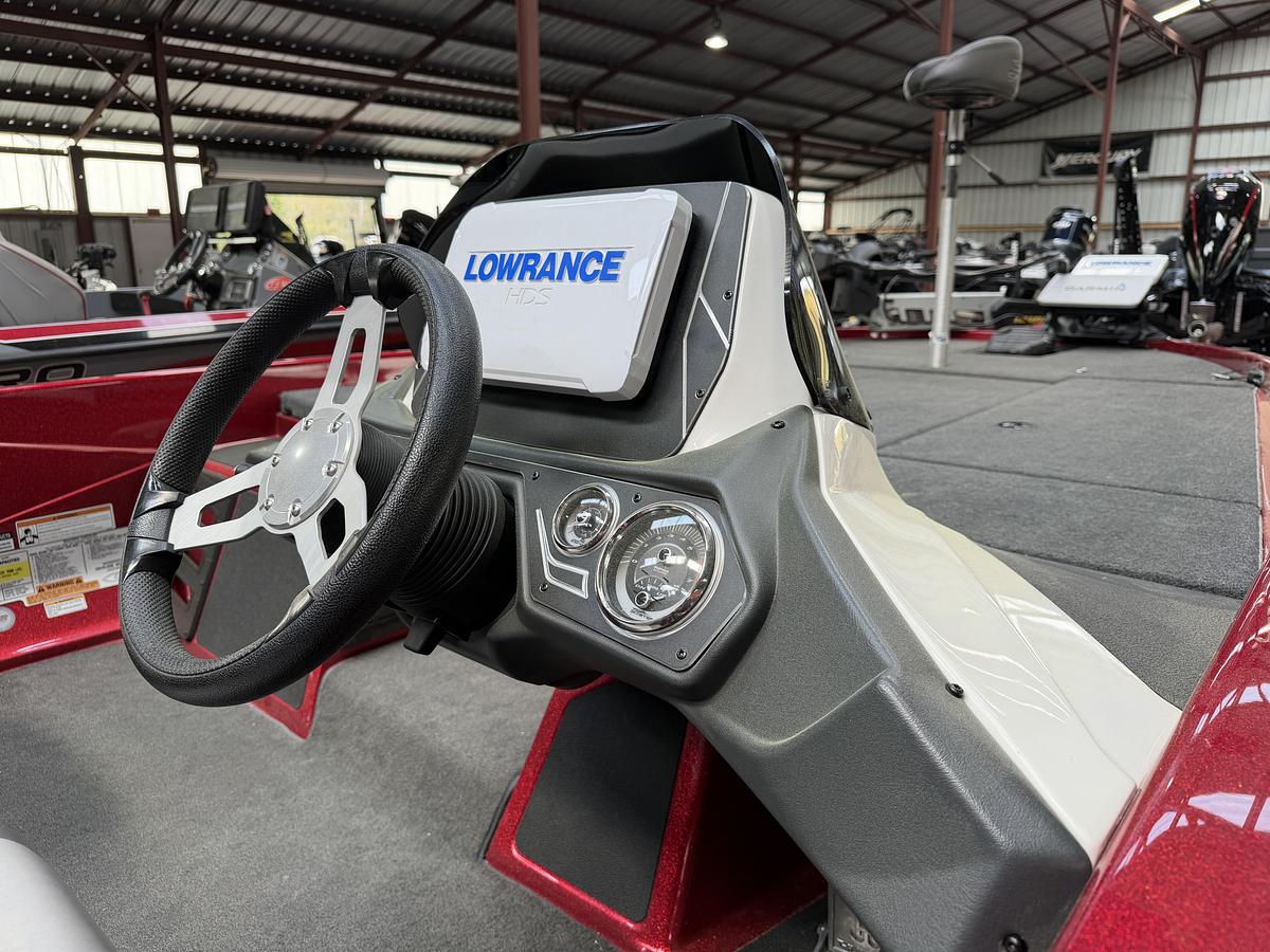 Used 2016 Skeeter ZX225