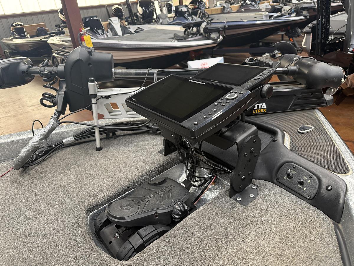 Used 2019 Phoenix 921