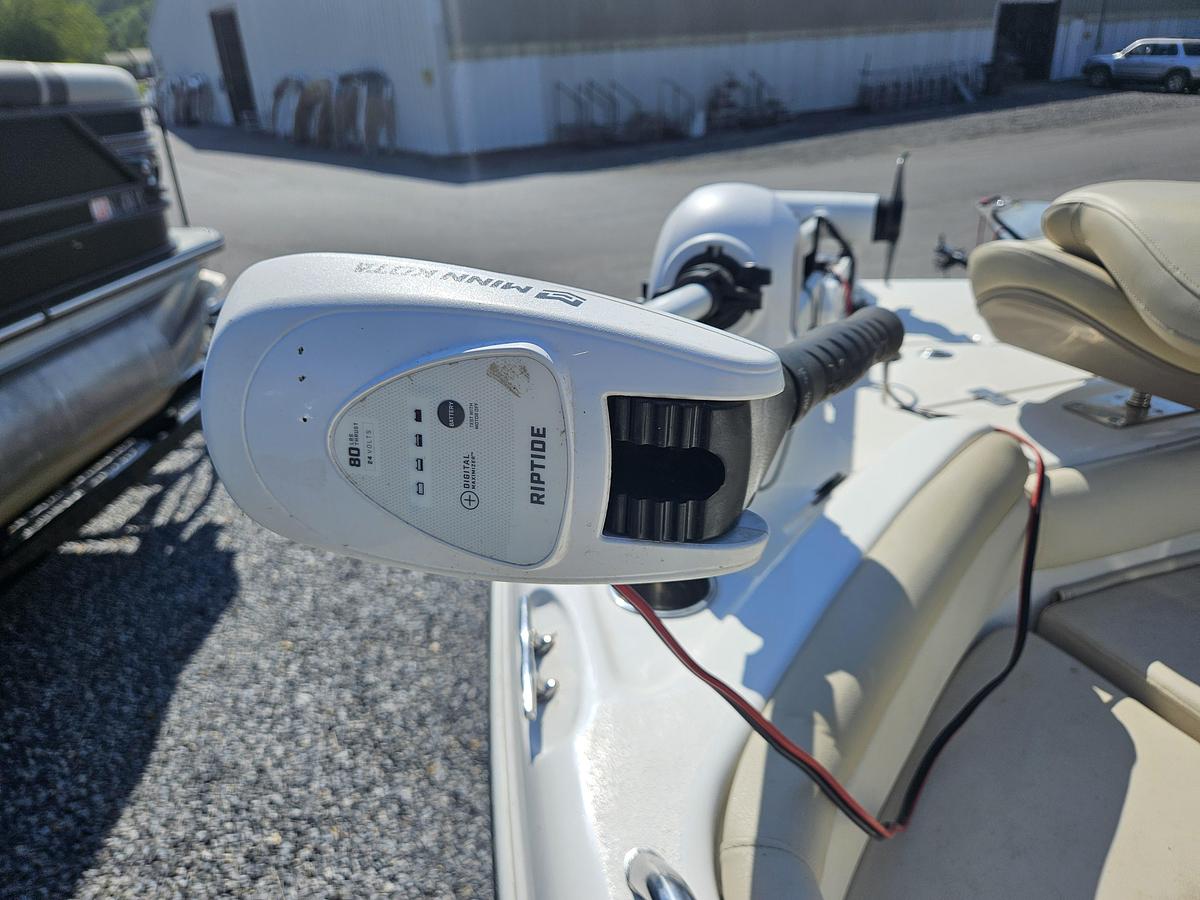 Used 2022 Nautic Star 211 Hybrid