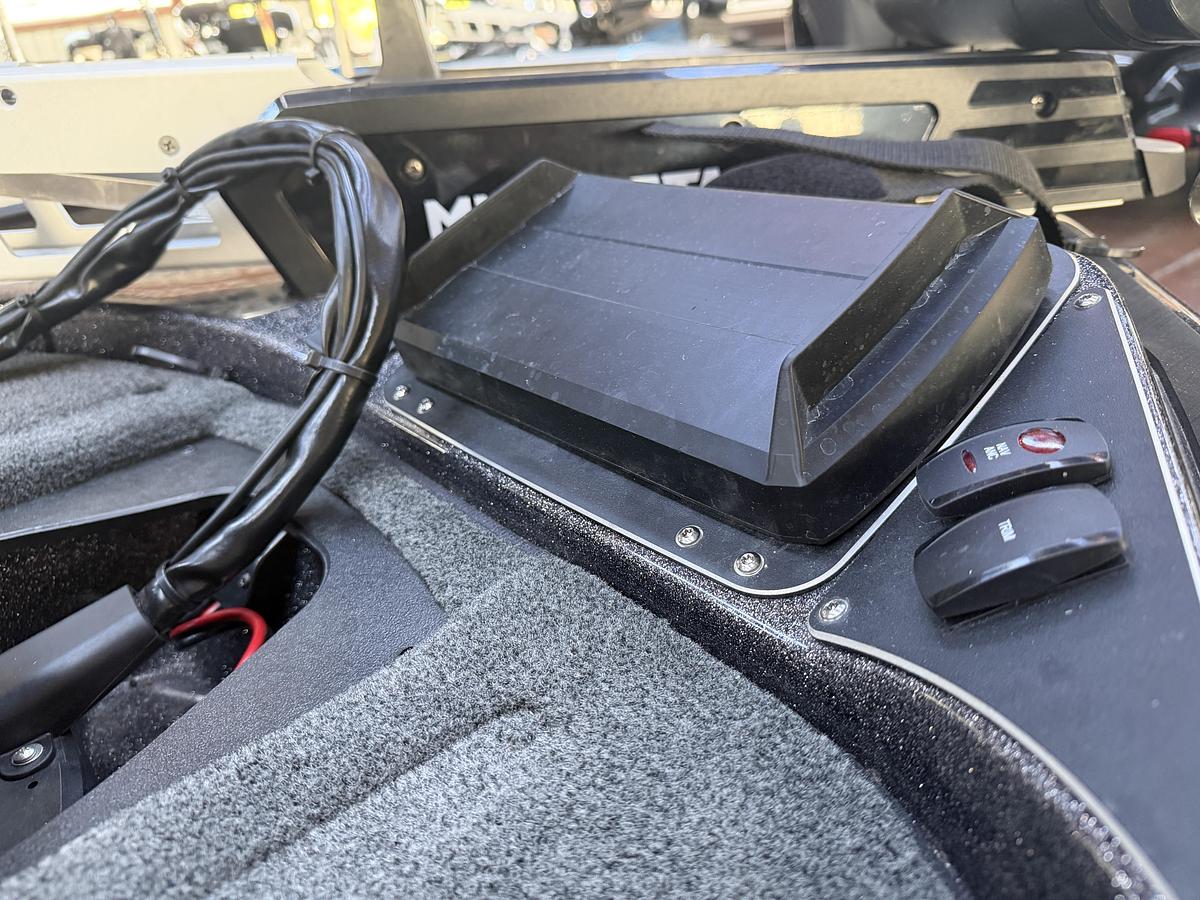 Used 2025 Skeeter ZX200