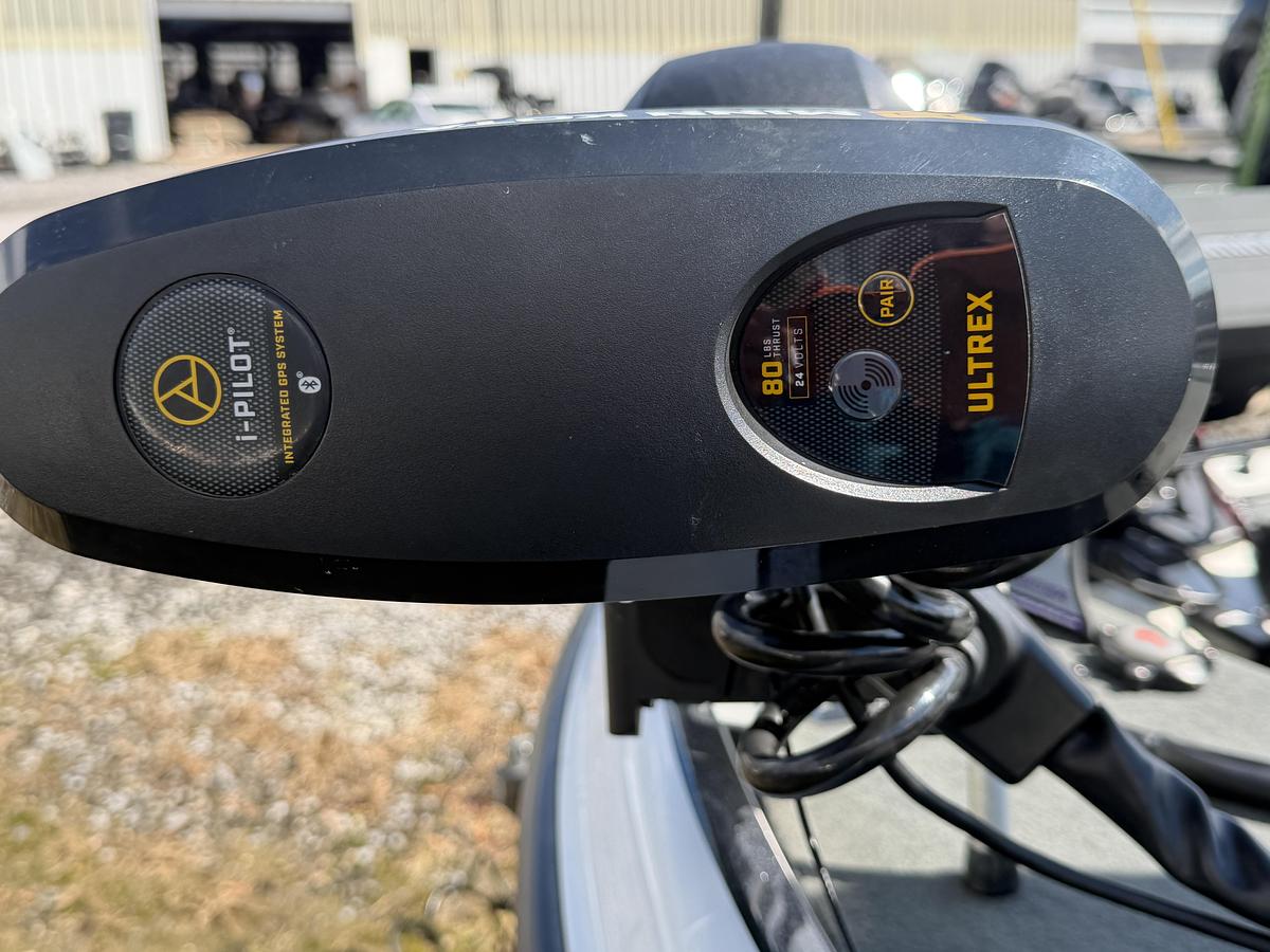 Used 2004 Triton Boats TR196