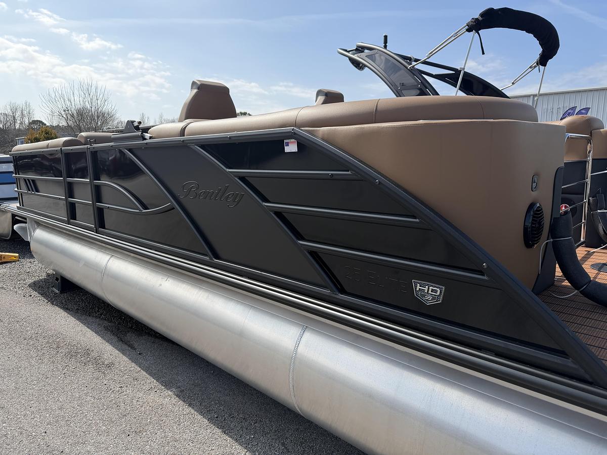 2026 Bentley Pontoons Elite 253 Admiral