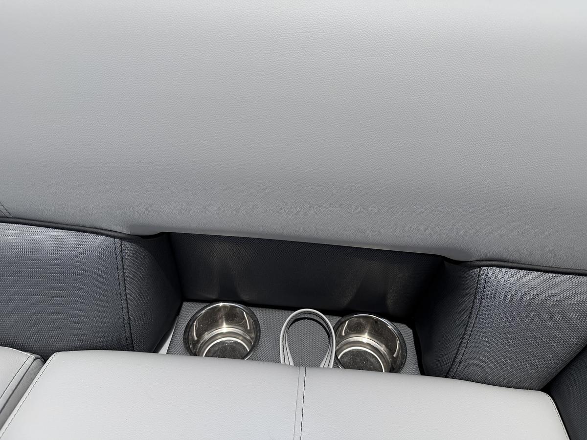 2026 Bentley Pontoons Legacy 200 Cruise