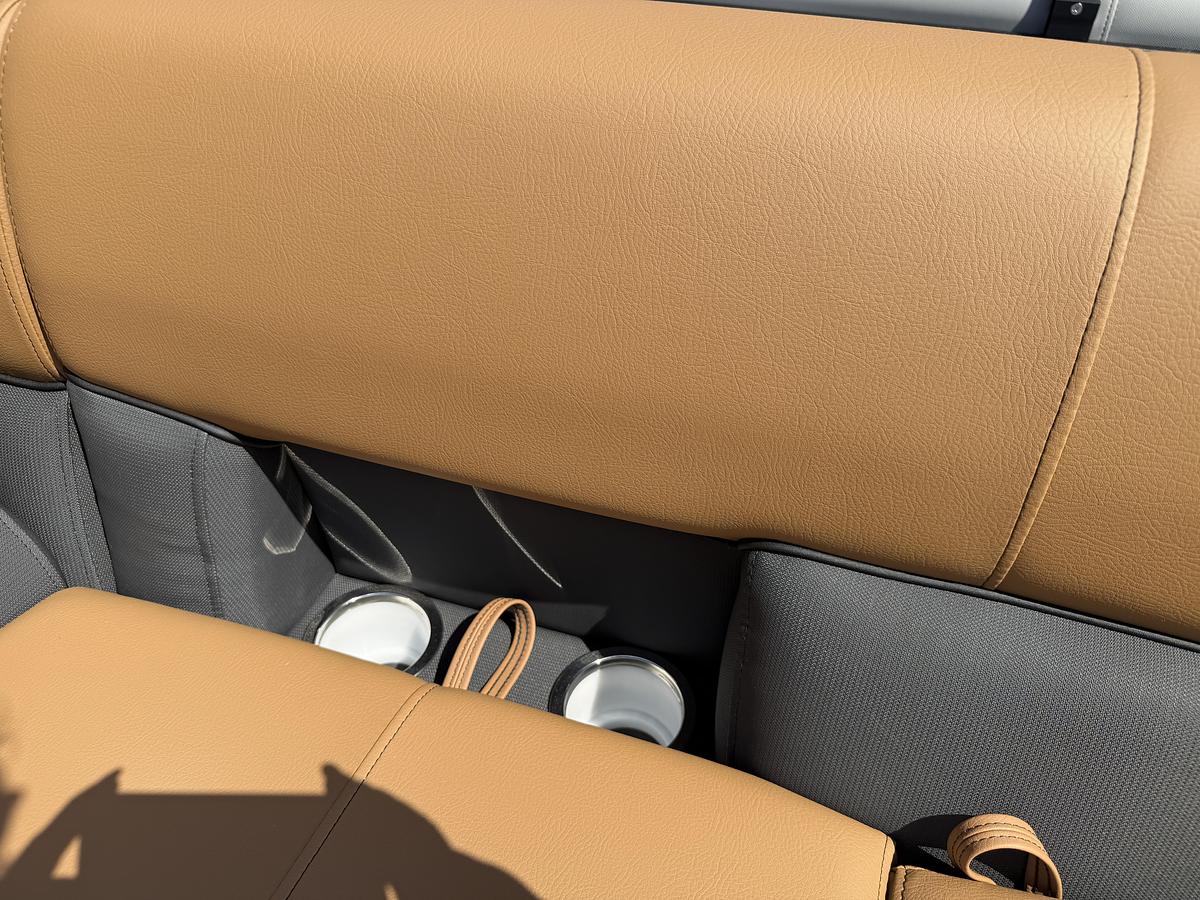 2026 Bentley Pontoons Legacy 223 Navigator