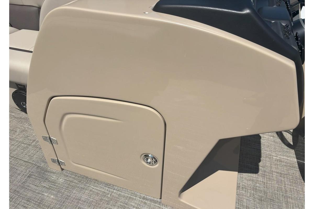 2026 Bentley Pontoons Legacy 200 Cruise