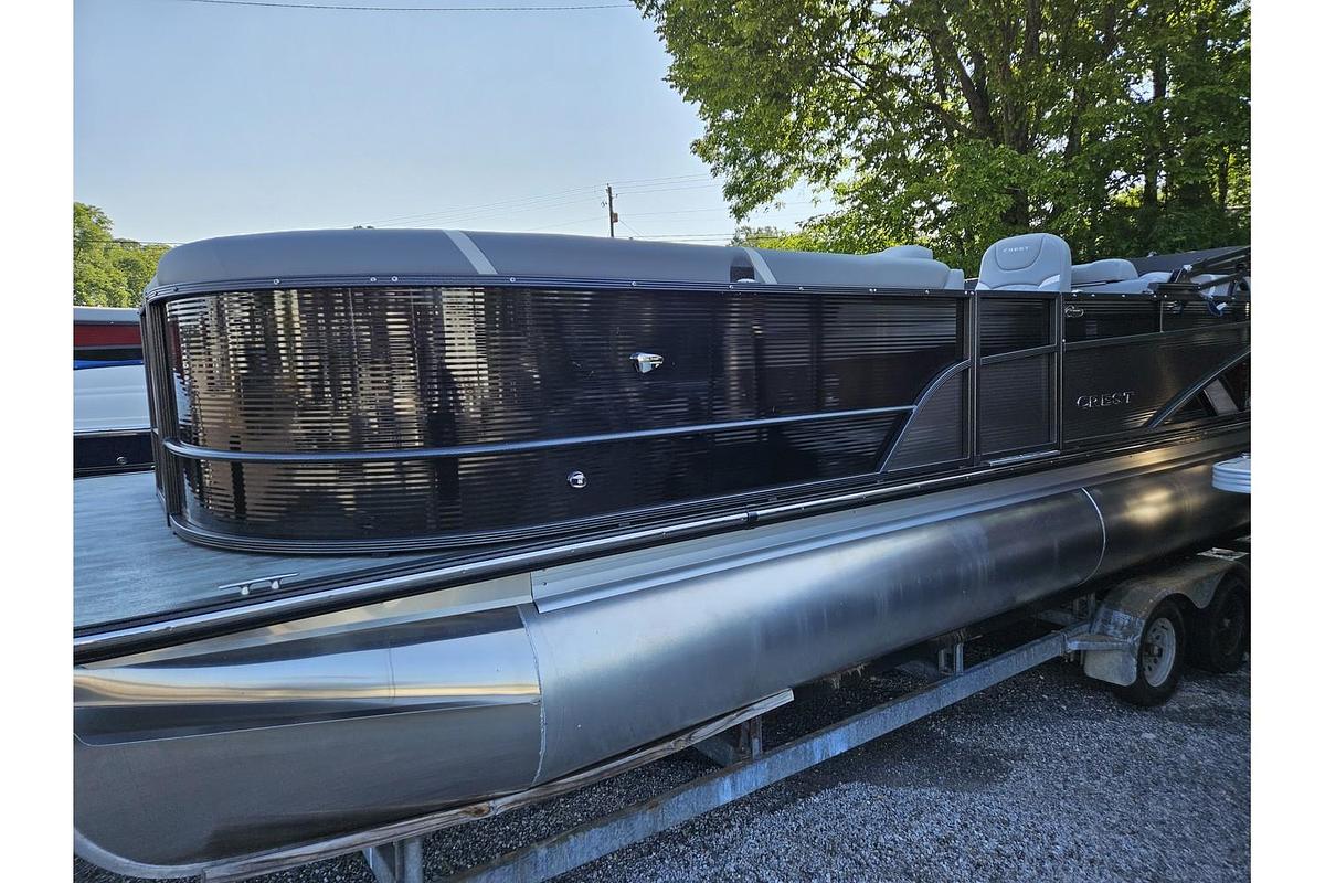 2023 Crest Pontoons Classic Platinum 240SLC CPT DLX
