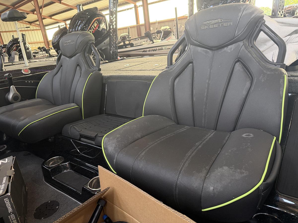 Used 2024 Skeeter ZXR20