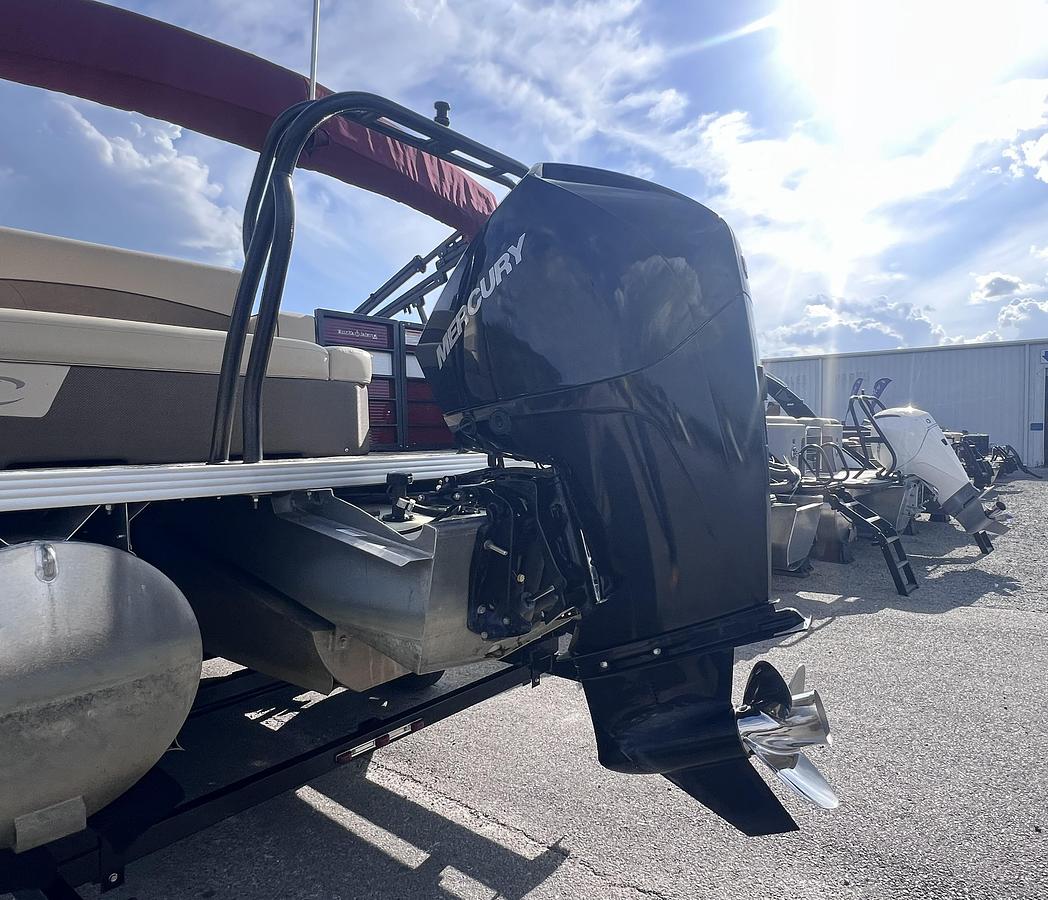 Used 2021 Crest Pontoons 220SLSC DLX CPT