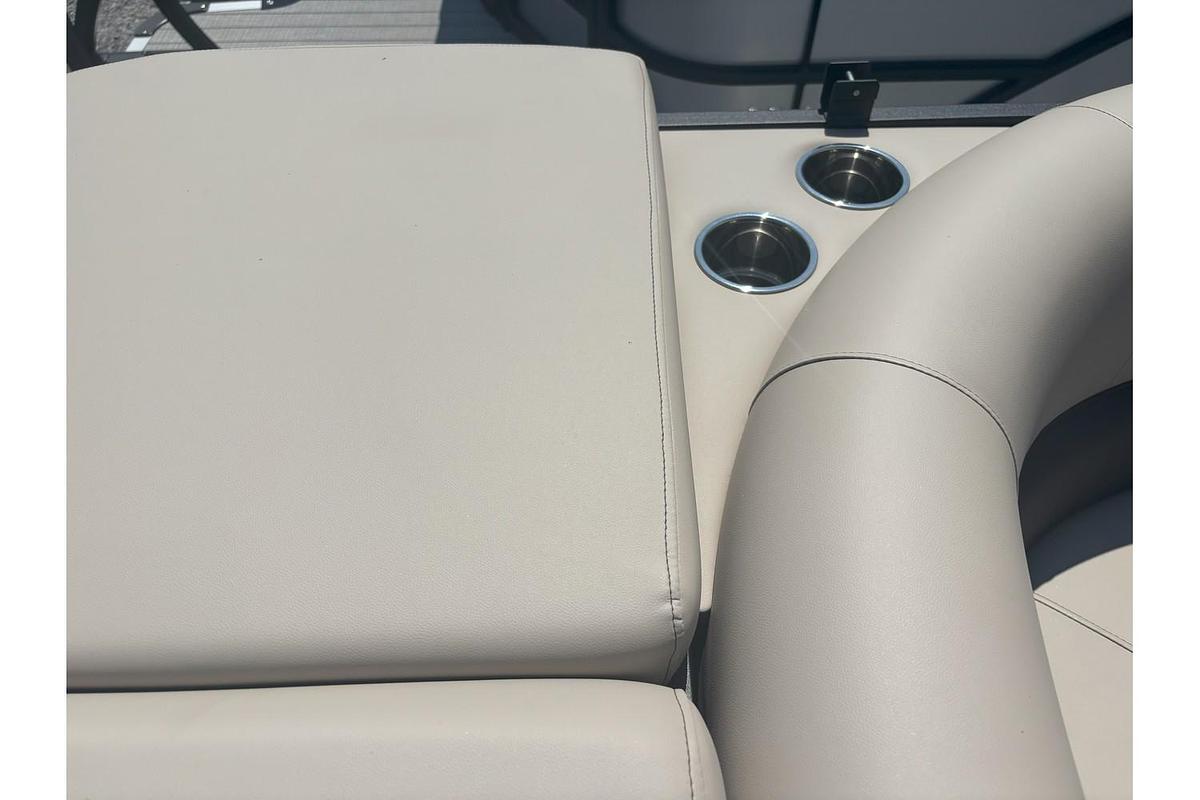 2026 Bentley Pontoons Legacy 200 Cruise