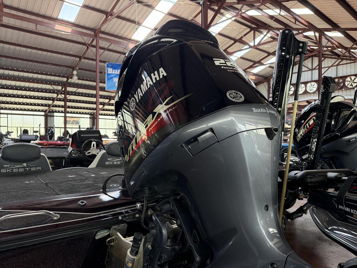 Used 2017 Skeeter ZX225