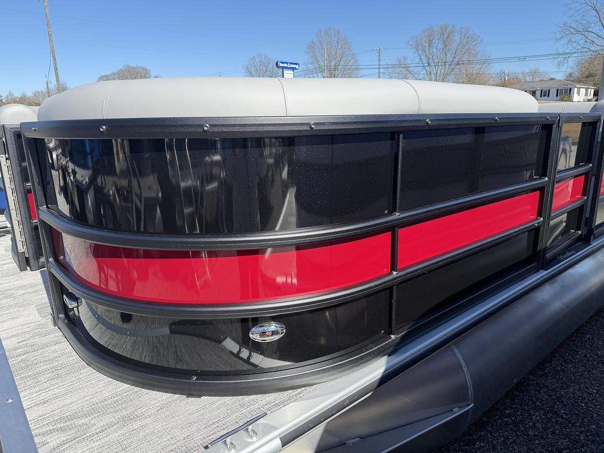 2026 Bentley Pontoons Legacy 200 Cruise