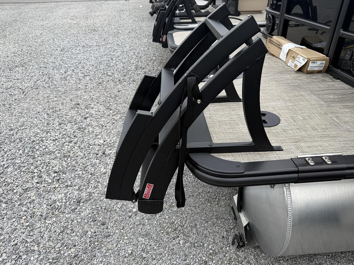 2027 Bentley Pontoons Legacy 223 Navigator