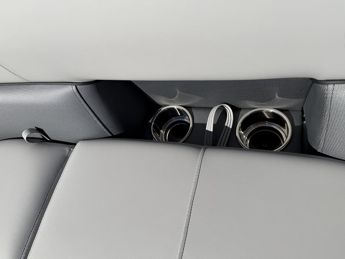 2026 Bentley Pontoons Legacy 200 Cruise