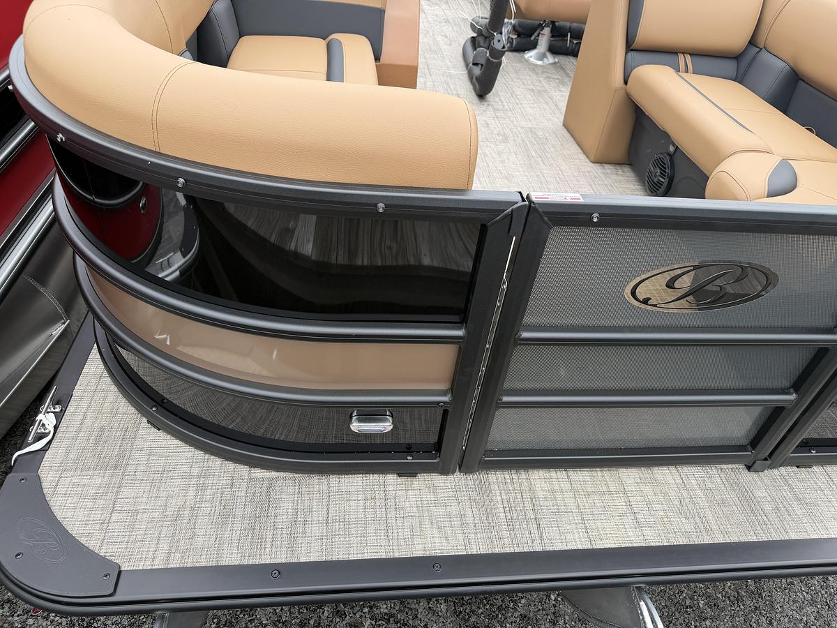 2027 Bentley Pontoons Legacy 223 Navigator