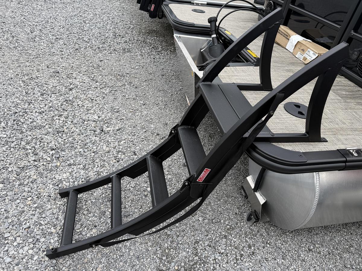 2027 Bentley Pontoons Legacy 223 Navigator