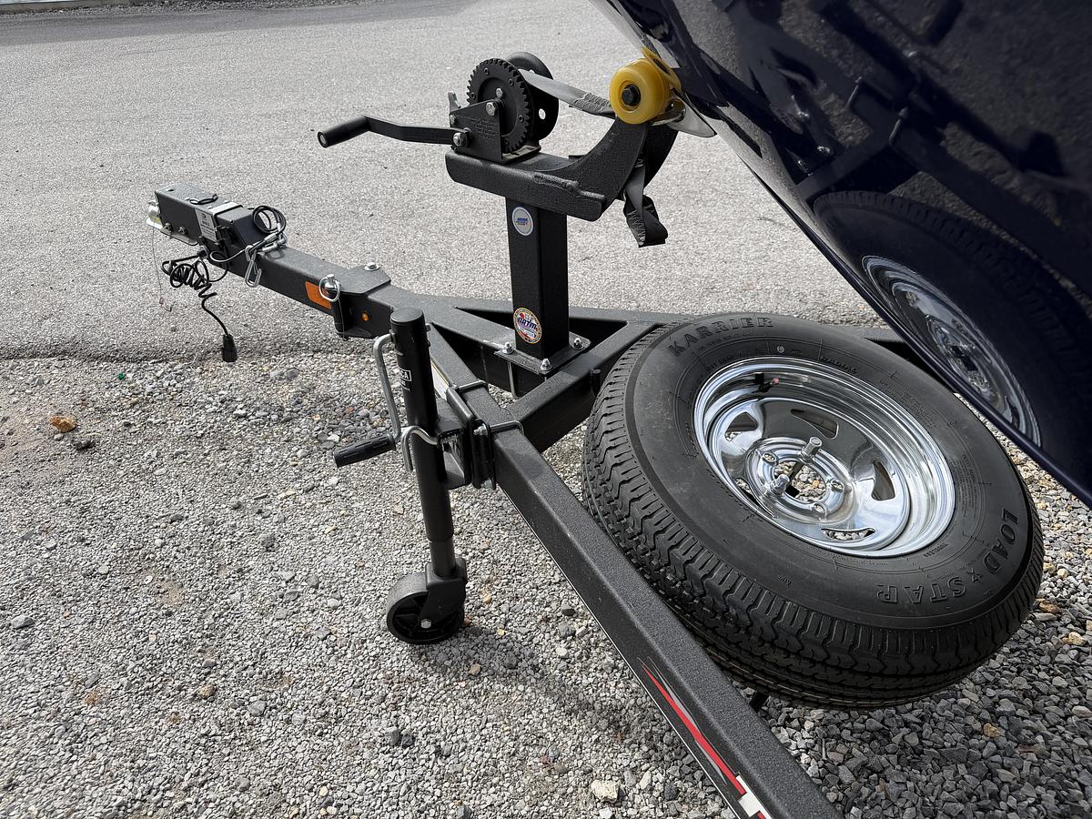 Used 2023 Tracker Pro-Guide V175