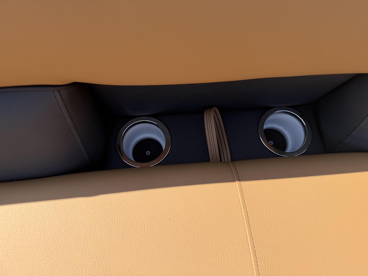 2026 Bentley Pontoons Legacy 223 Navigator