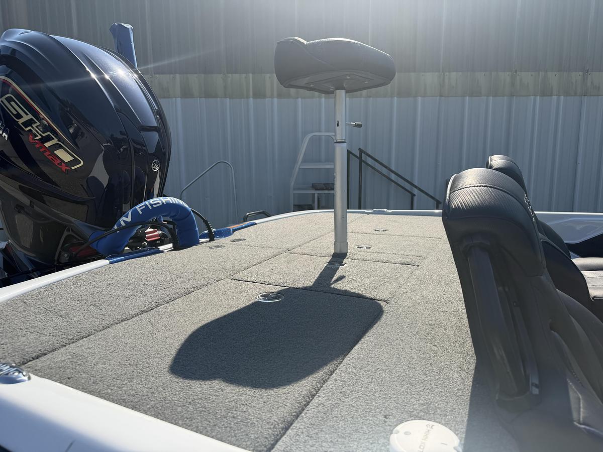 Used 2023 Skeeter FXR21LE