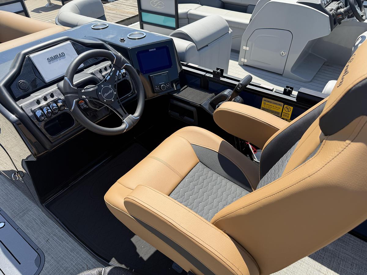 2026 Bentley Pontoons Elite 223 DC Swingback
