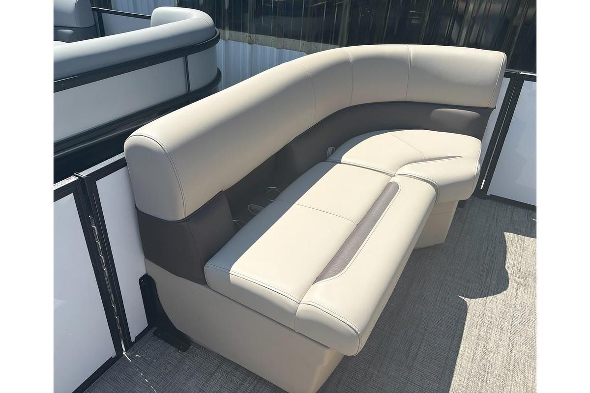 2026 Bentley Pontoons Legacy 200 Cruise