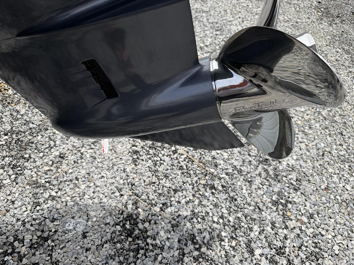 2026 Avid Boats 20CC Rogue