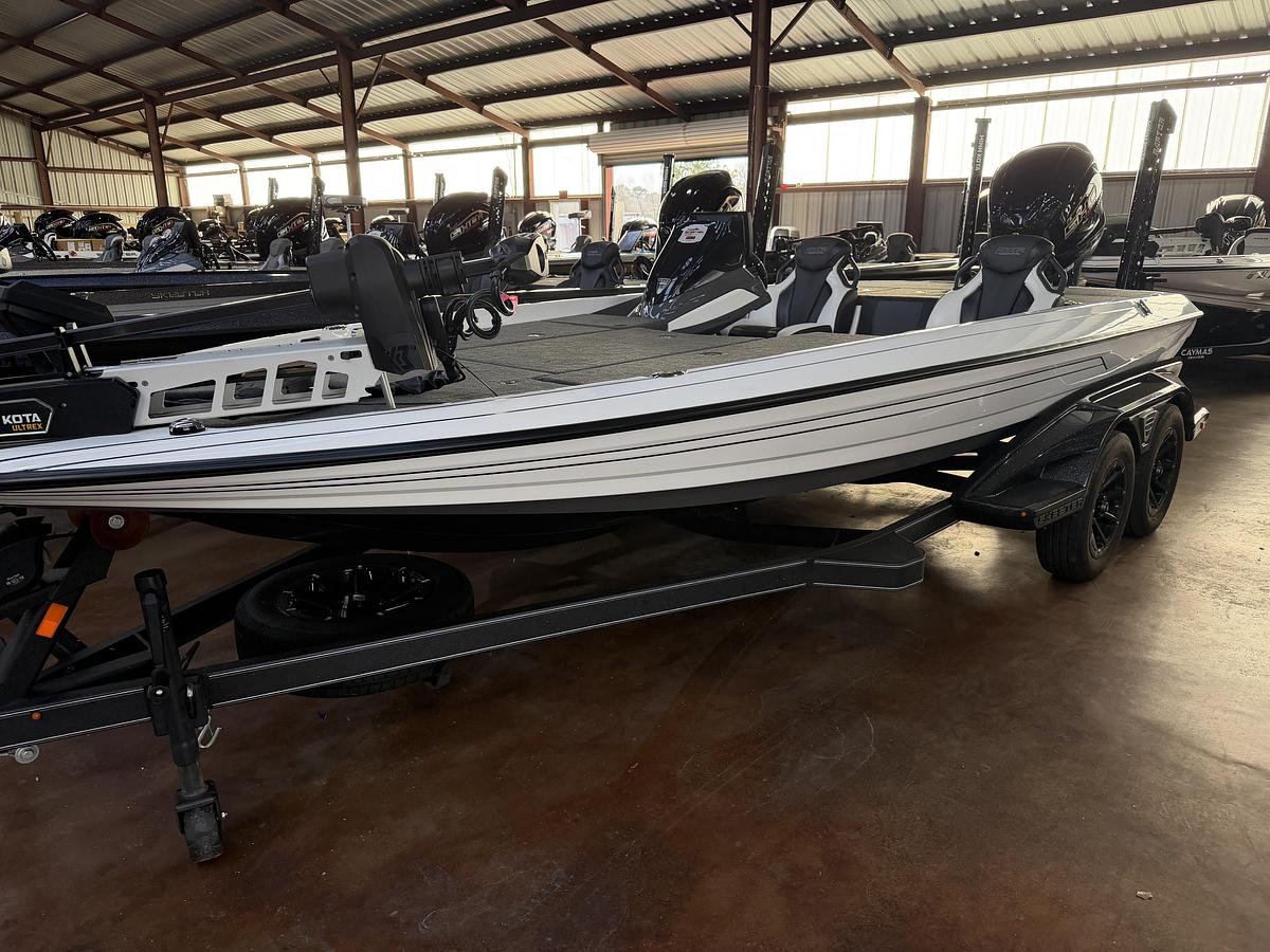 Used 2025 Skeeter FX20LE