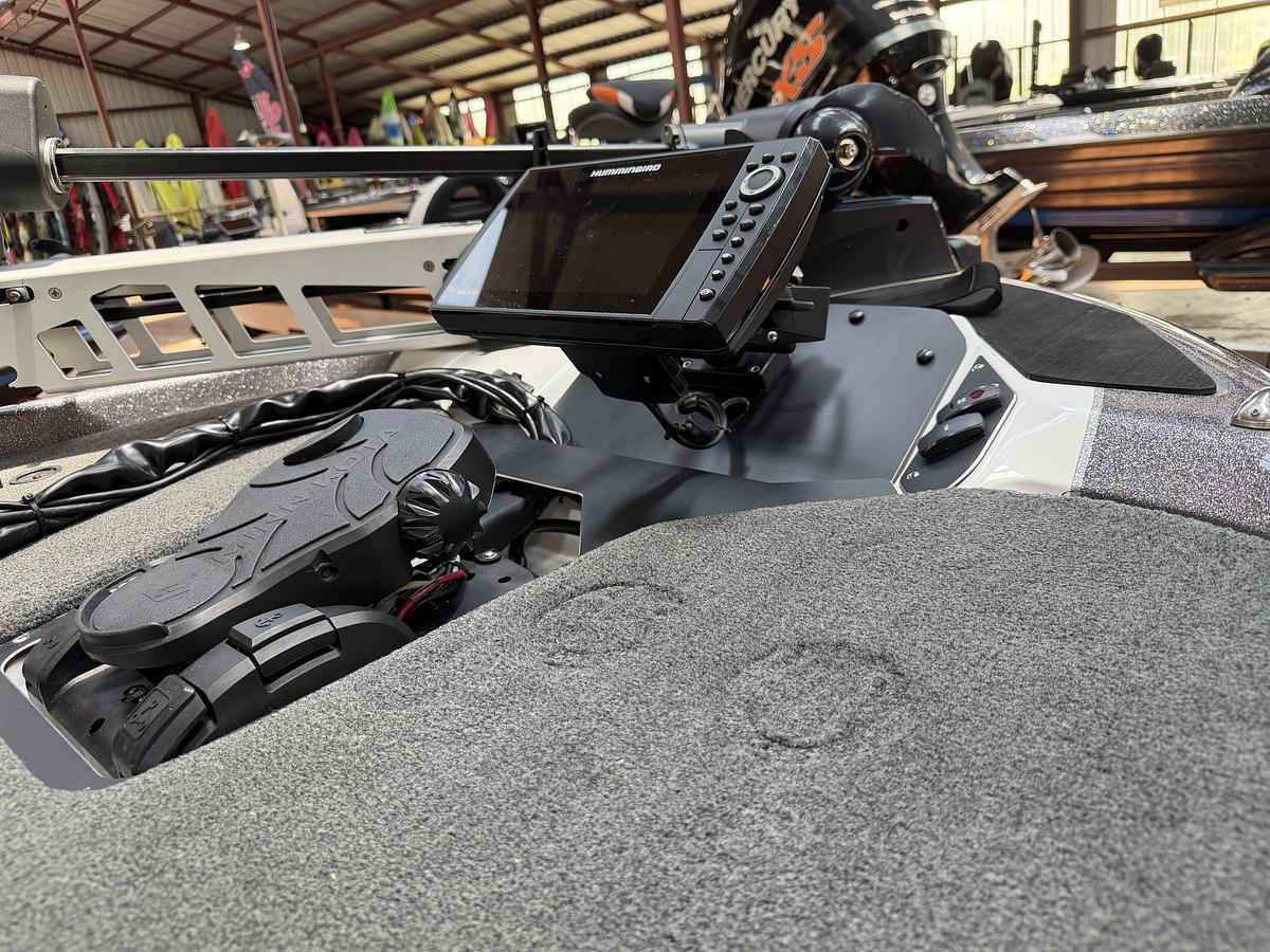 Used 2024 Skeeter ZXR20