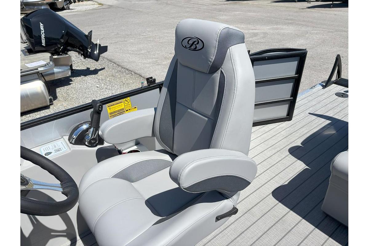 2025 Bentley Pontoons Legacy 223 Cruise