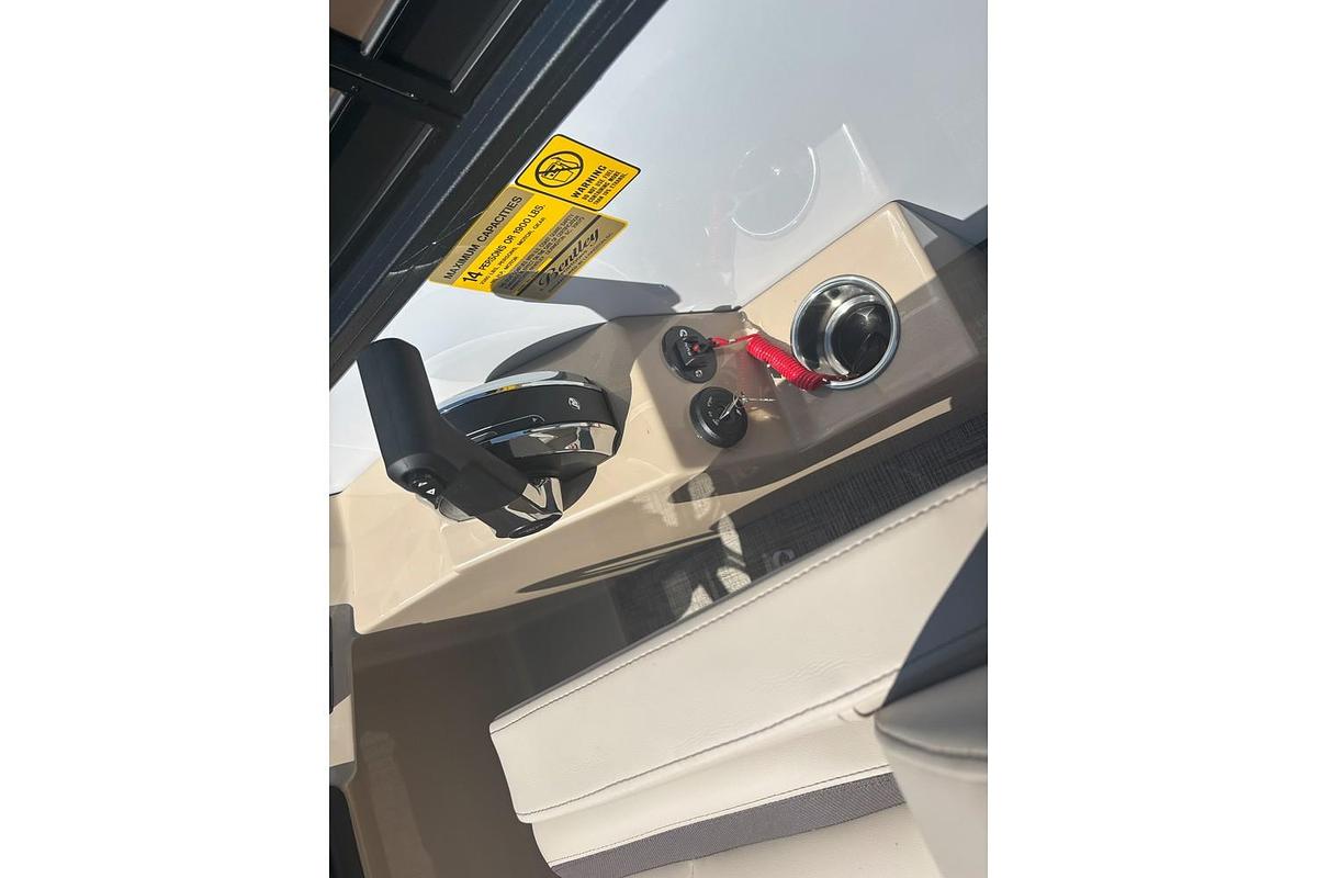 2026 Bentley Pontoons Legacy 200 Cruise