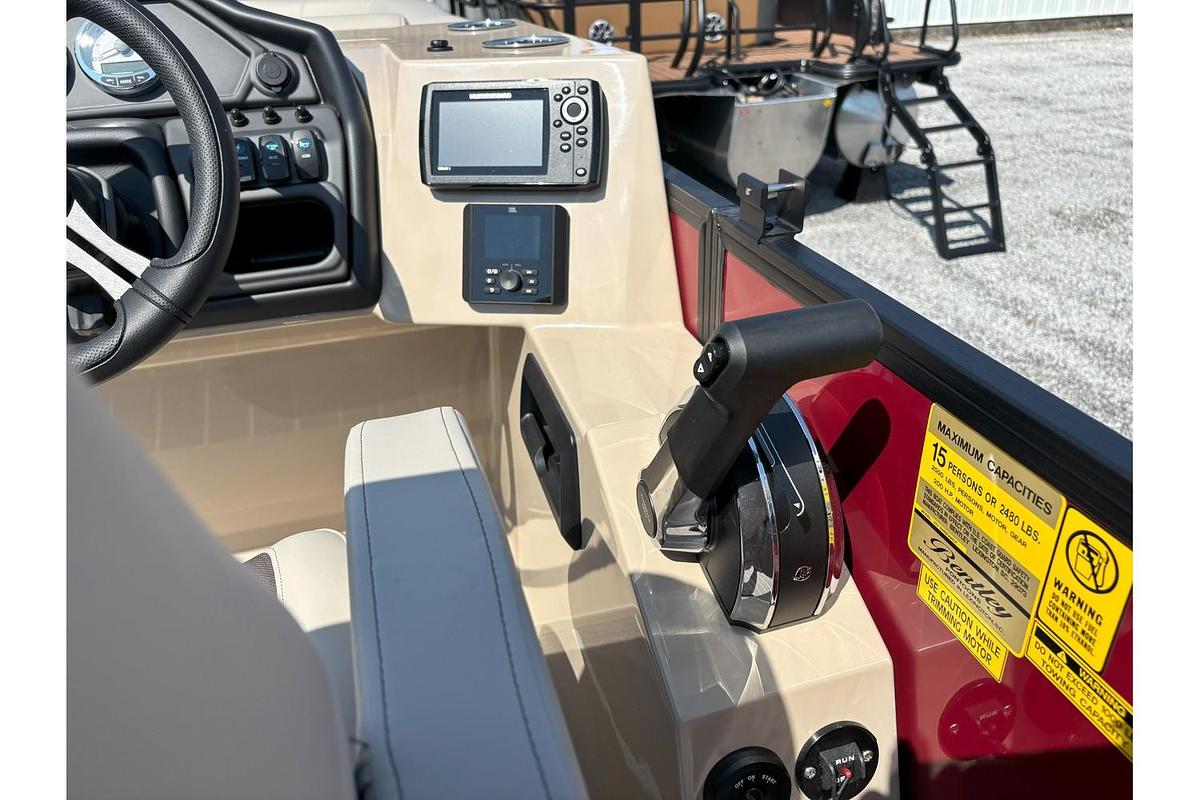 2026 Bentley Pontoons Legacy 223 Swingback