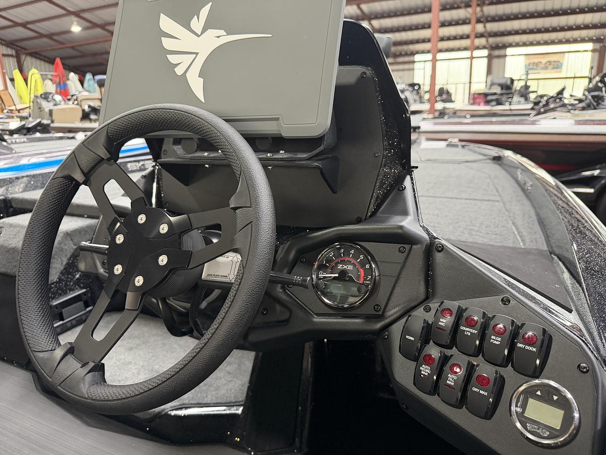 2027 Skeeter ZXE20