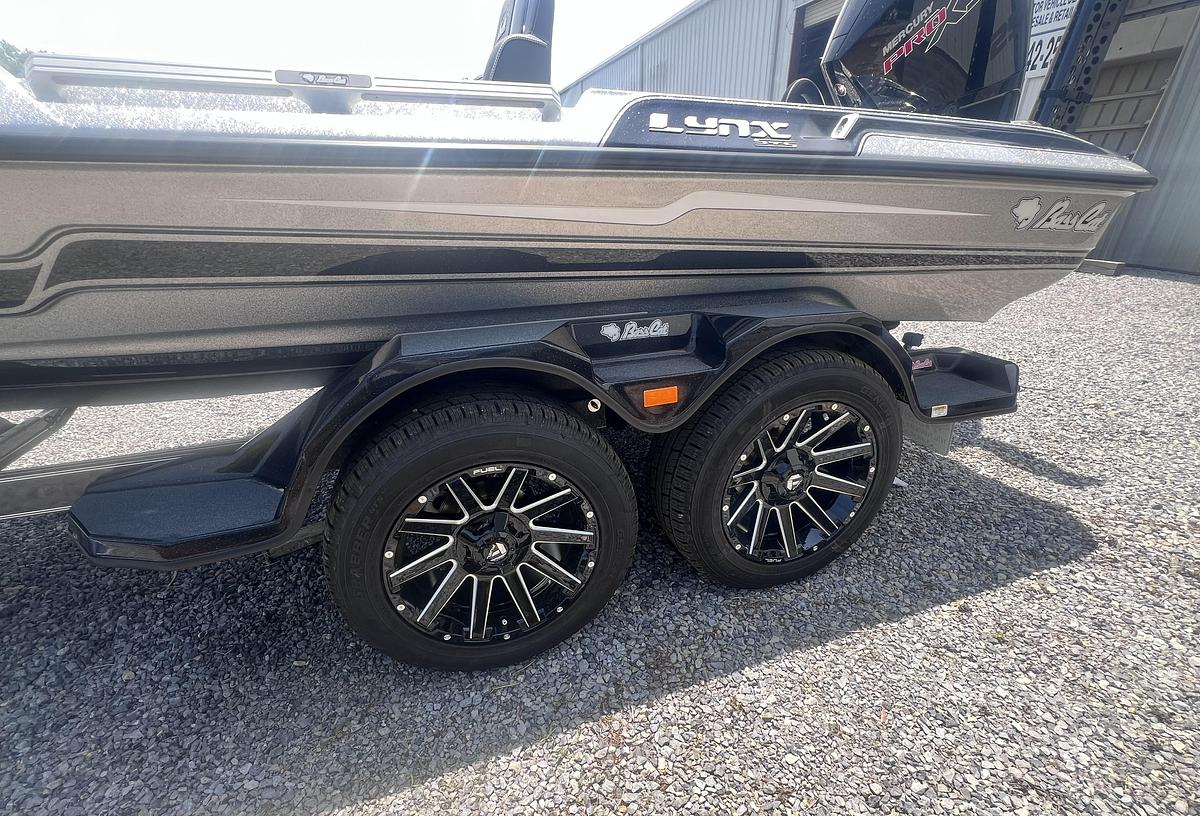 2026 Bass Cat LYNX STS