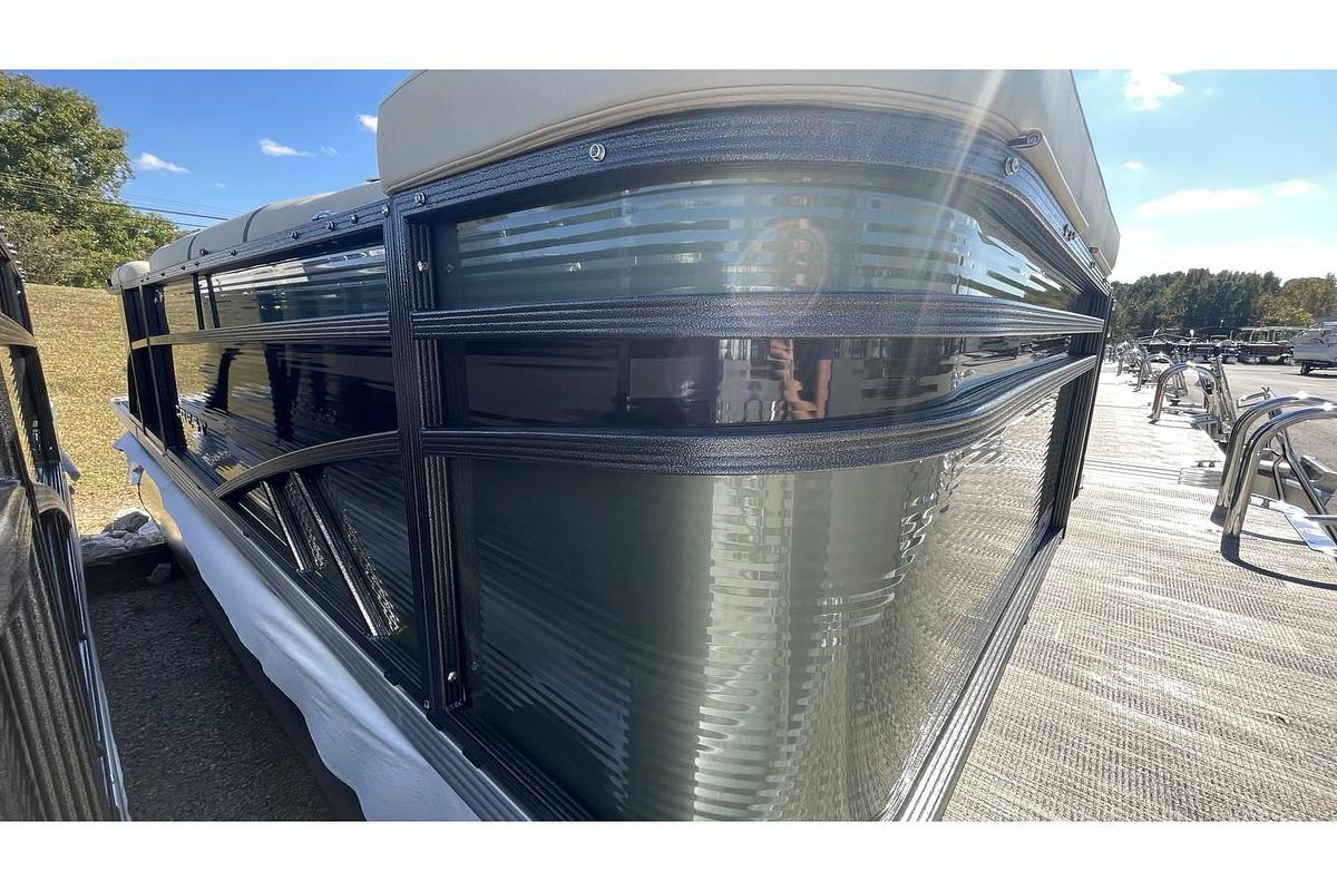 2024 Crest Pontoons Classic LX 200L