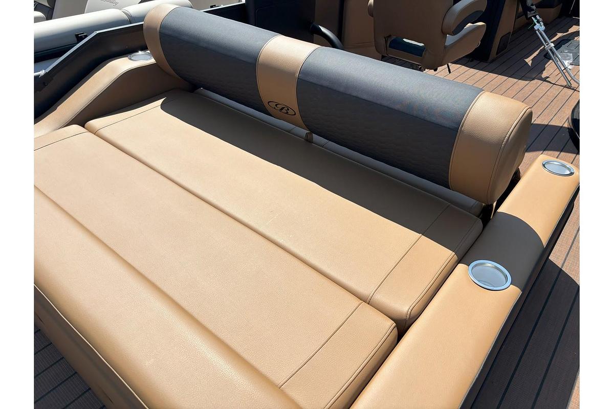2026 Bentley Pontoons Elite 253 DC Swingback