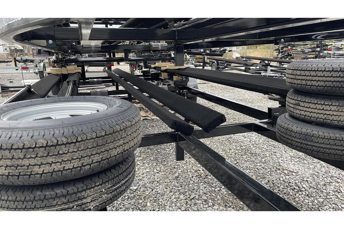 2023 Marine Master 23ft Tandem Pontoon Trailer