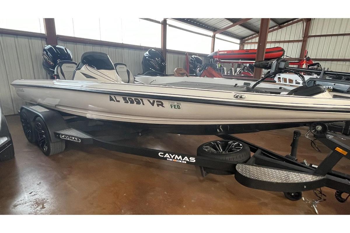 Used 2022 Caymas CX19