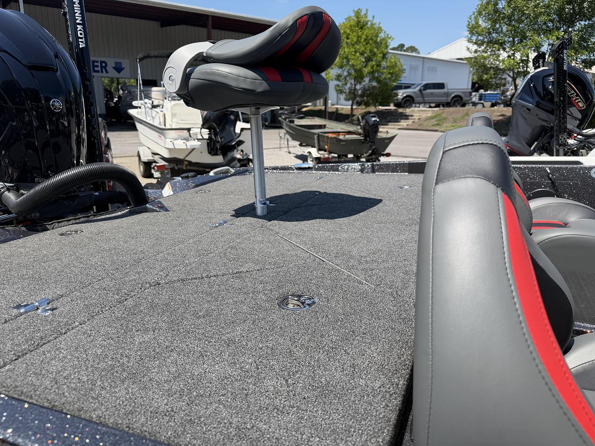 Used 2025 Bass Cat Caracal STS