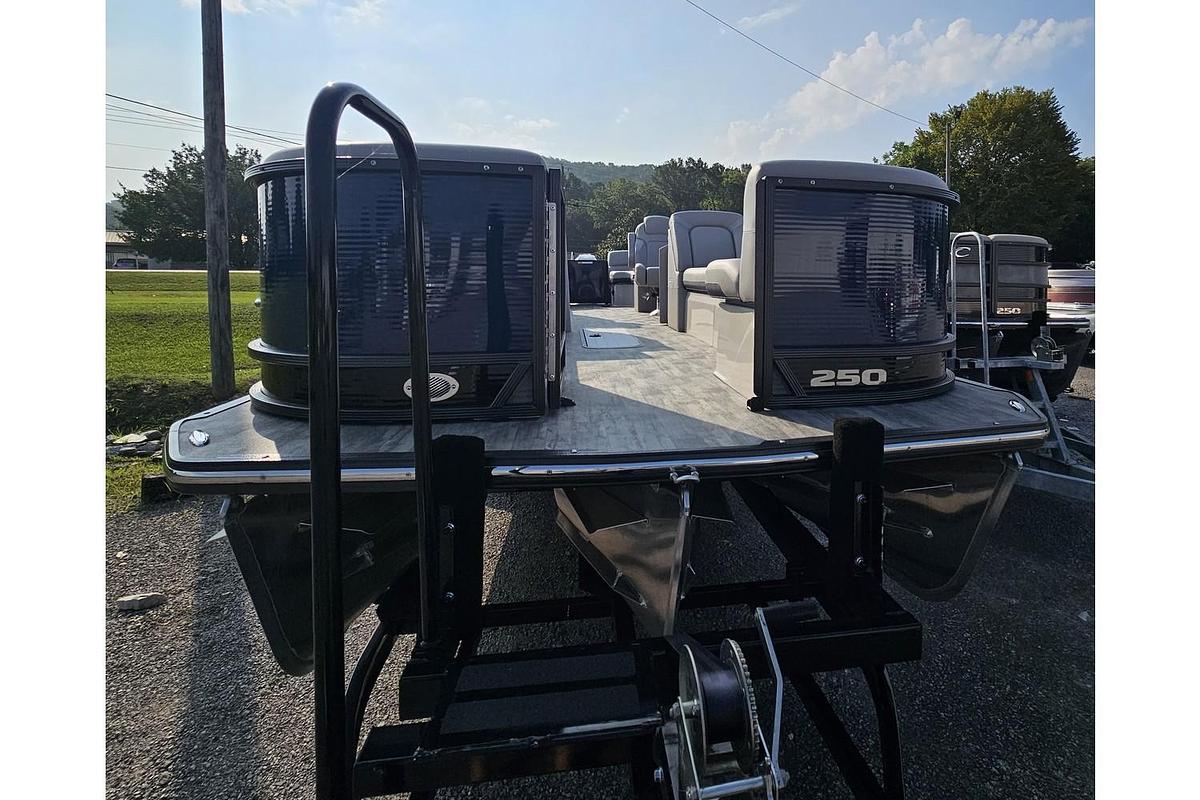 2024 Crest Pontoons Caribbean LX 250SLC CP3
