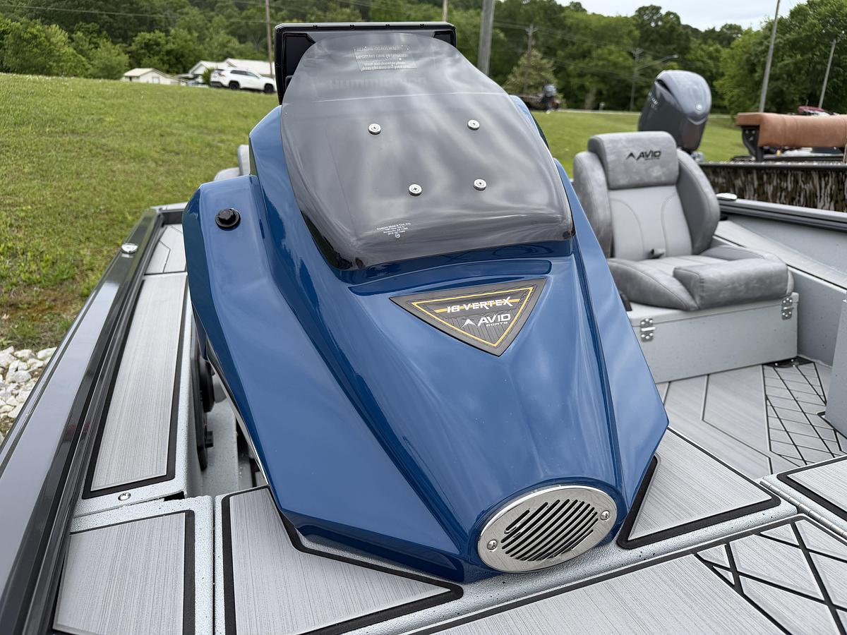 2026 Avid Boats 18 Vertex