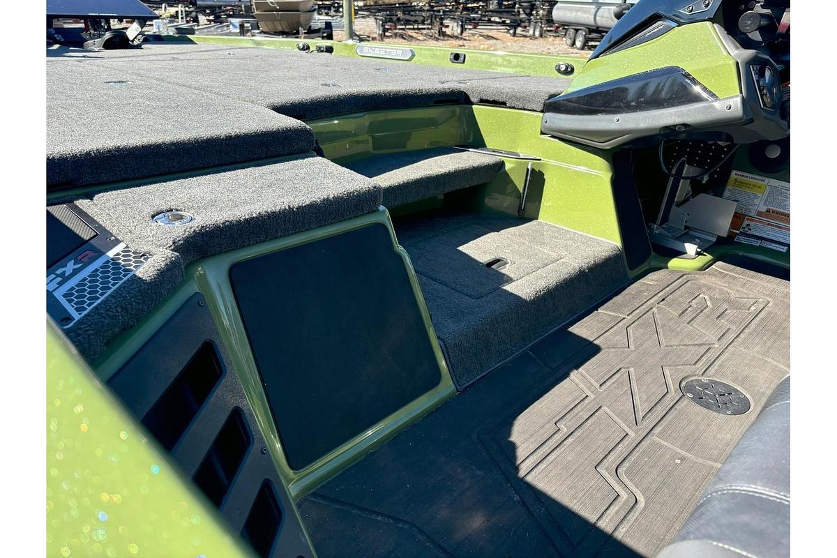 Used 2023 Skeeter FXR20 APEX