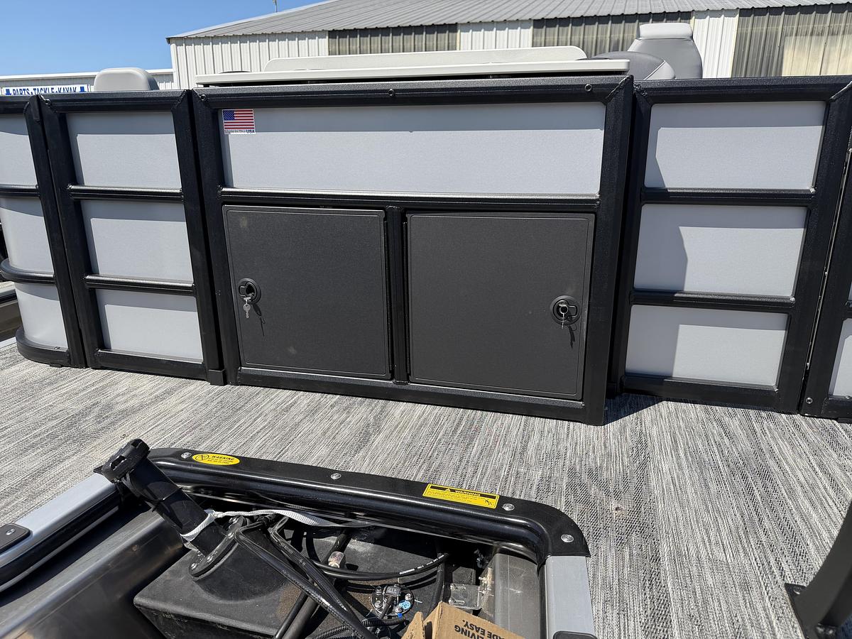 2026 Bentley Pontoons Fish 223 Fish-n-Cruise