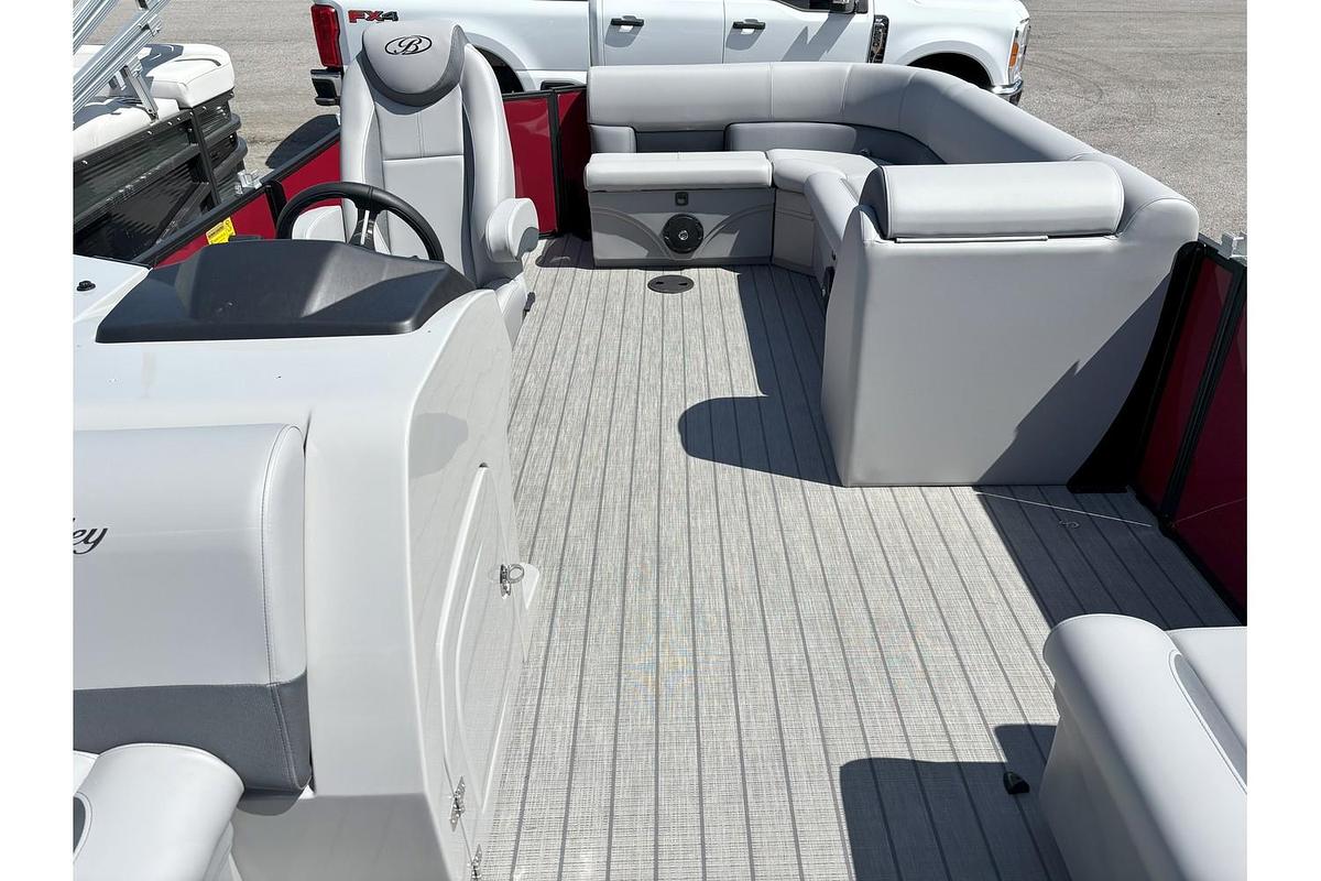2025 Bentley Pontoons Legacy 203XL