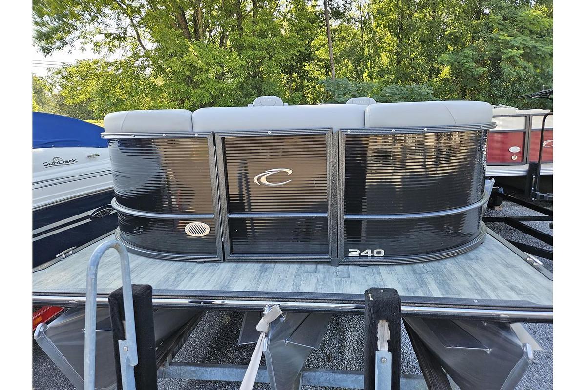 2023 Crest Pontoons Classic Platinum 240SLC CPT DLX