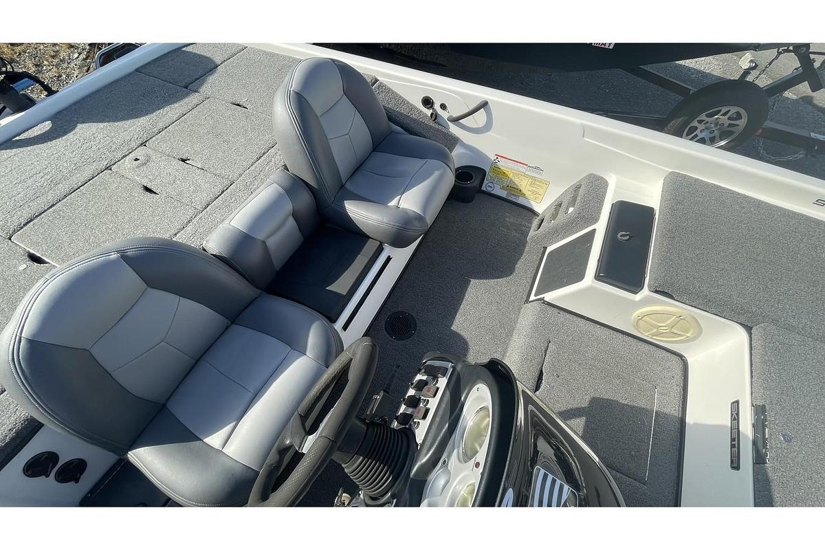 Used 2011 Skeeter ZX225