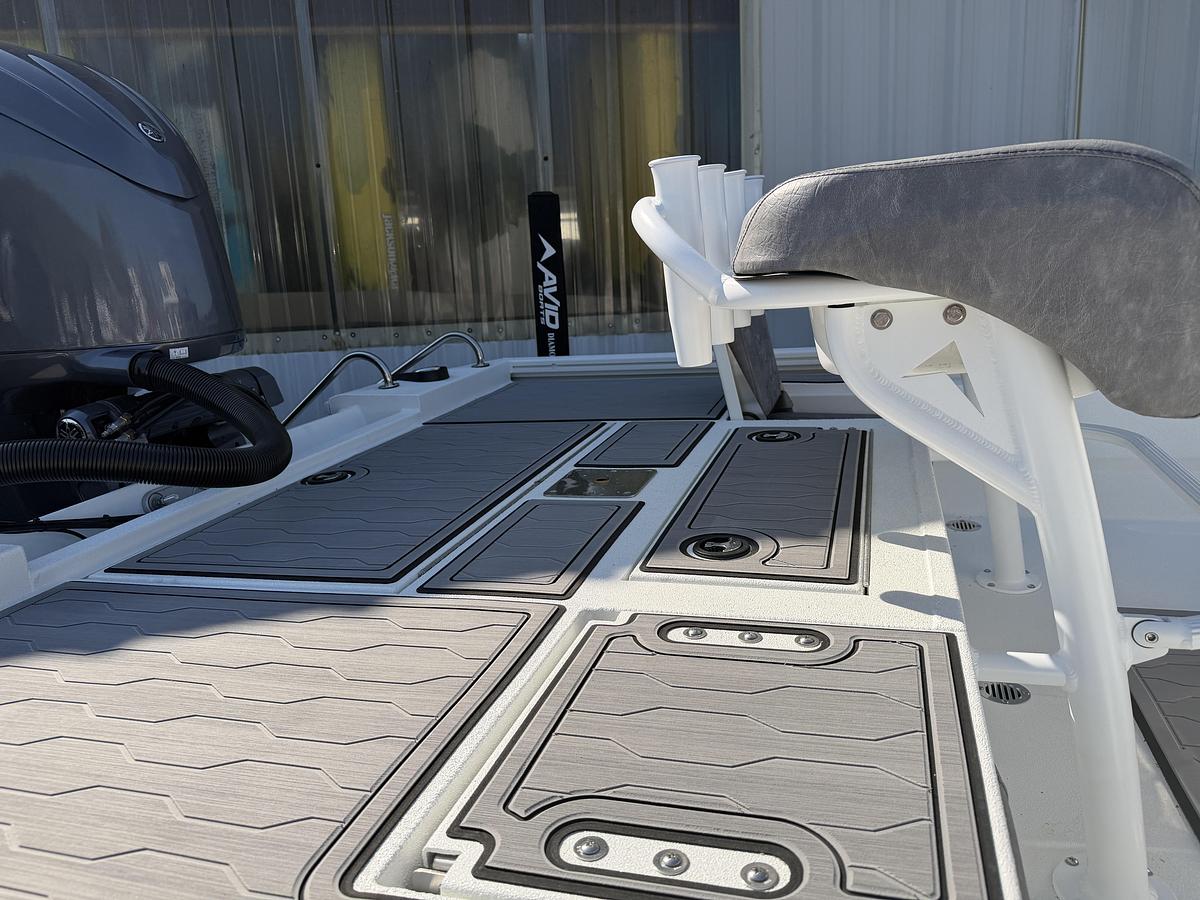 2026 Avid Boats 21FSX