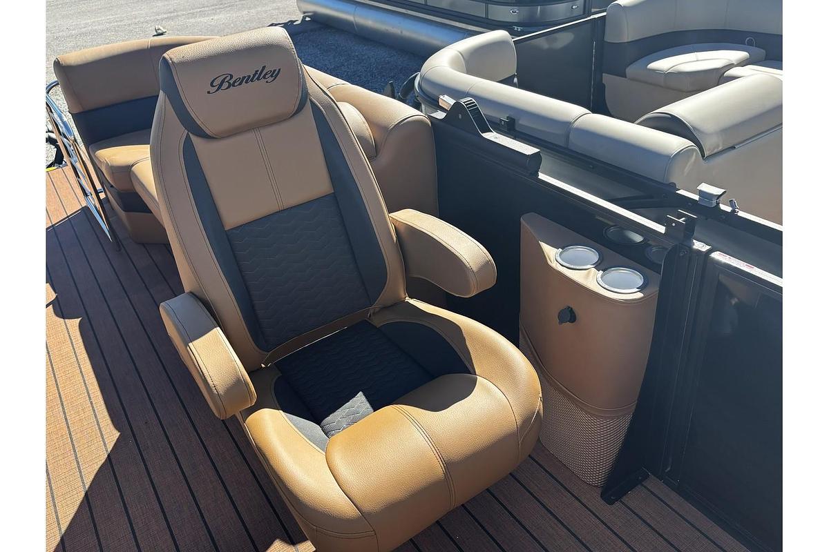 2026 Bentley Pontoons Elite 253 Admiral