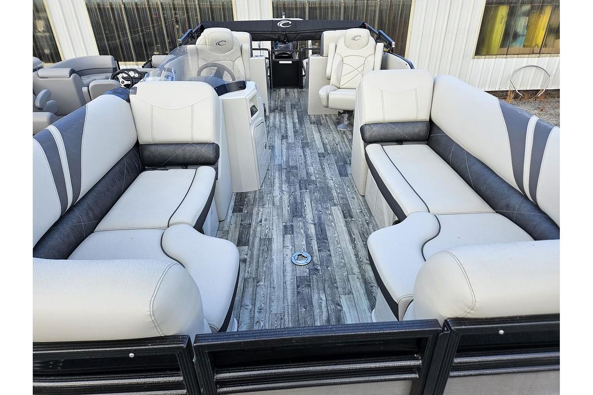 Used 2018 Crest Pontoons Classic 230 CP3