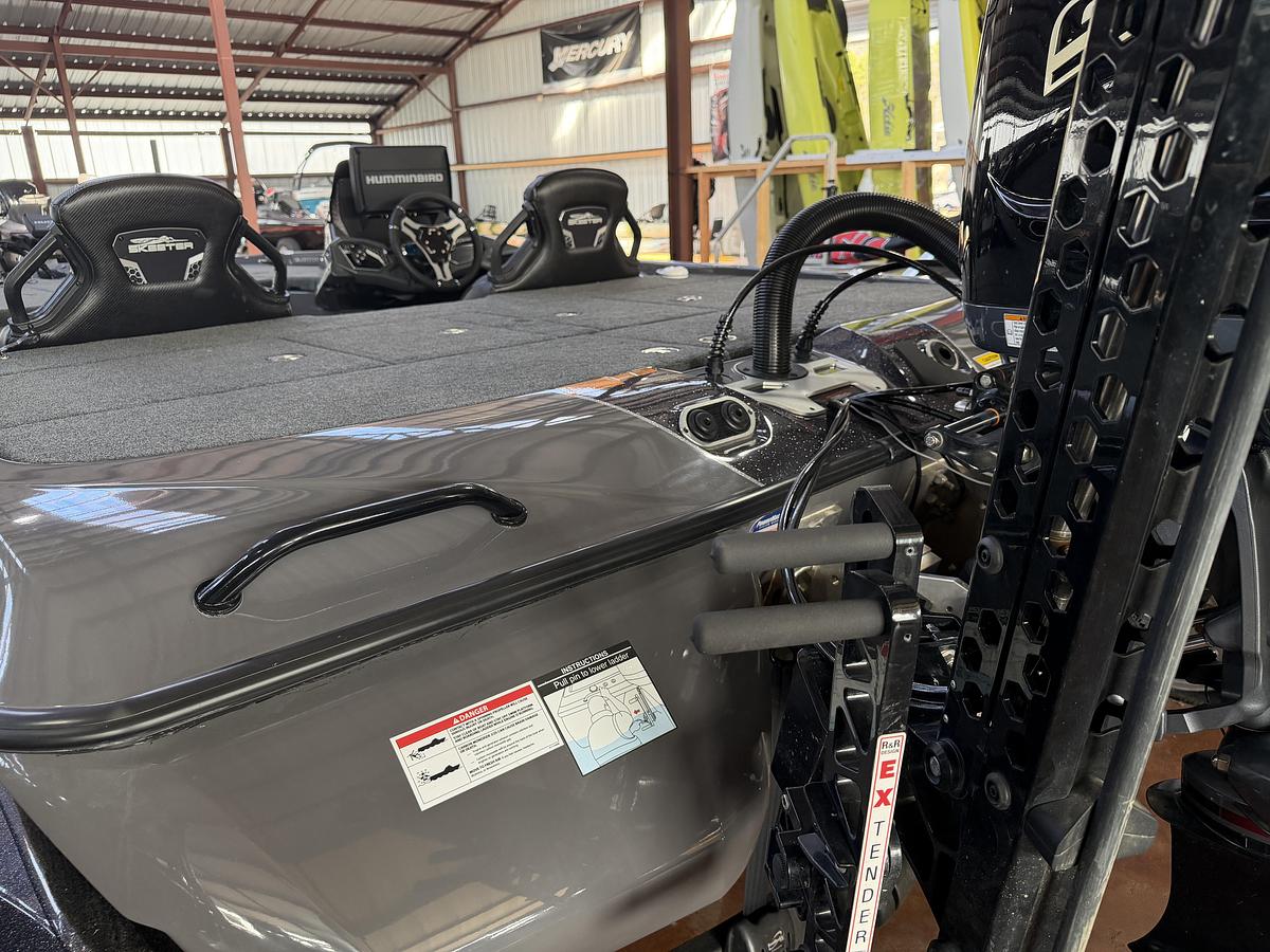 Used 2025 Skeeter FX20LE